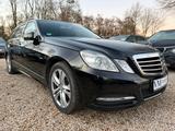 Mercedes-Benz E 200 CDI T BlueEFFICIENCY SitzHz.*Tempo*Navi - Mercedes-Benz E 200: Cdi