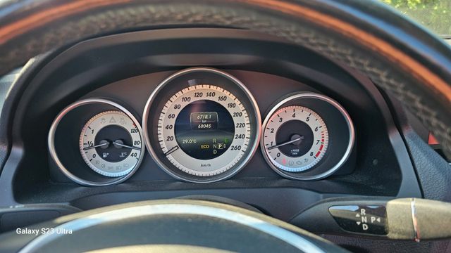 MERCEDES-BENZ E 200 Sport Edition Autom. Sport Edition