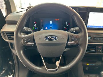 Ford Tourneo Courier Titanium