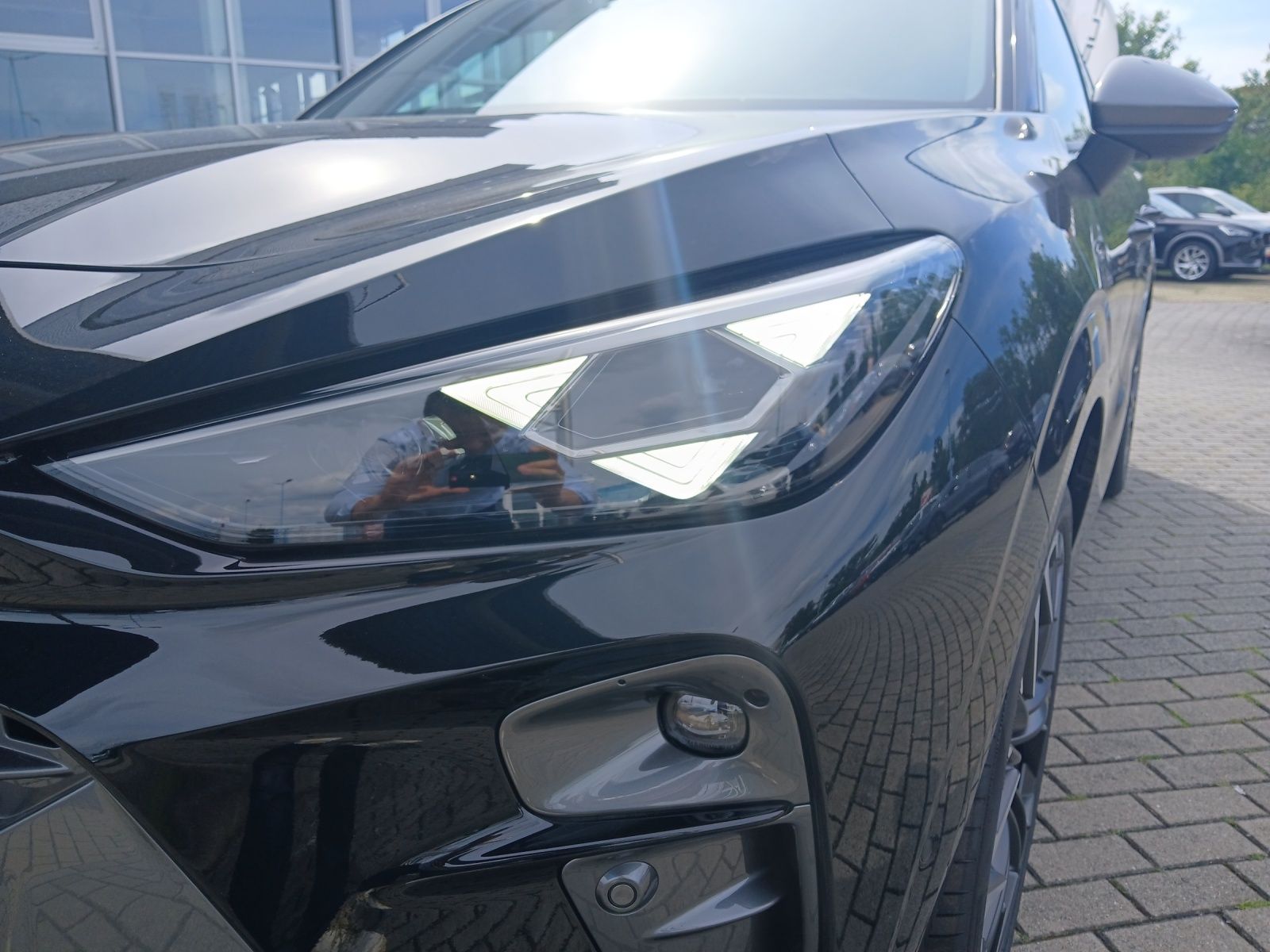 Fahrzeugabbildung CUPRA Terramar 1.5 e-Hybrid MATRIX Sennheiser