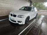 BMW Bmw 118d M Paket SHZ*NAVI*TEMPO*RS*LS* - BMW 118 aus 2009: 118d