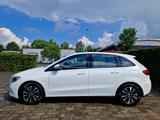 Mercedes-Benz B 180 (Automatik, Teilleder, Navi) - scheckheftgepflegte Mercedes B-Klasse