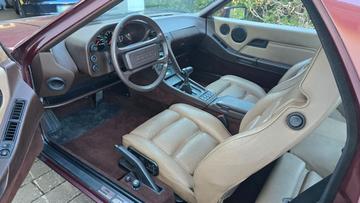 1983 Porsche 928 照片 10