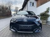 Toyota Yaris Style 1 Hand Kamera LED Leder Garantie - Toyota Yaris Style mit Benzin-Antrieb