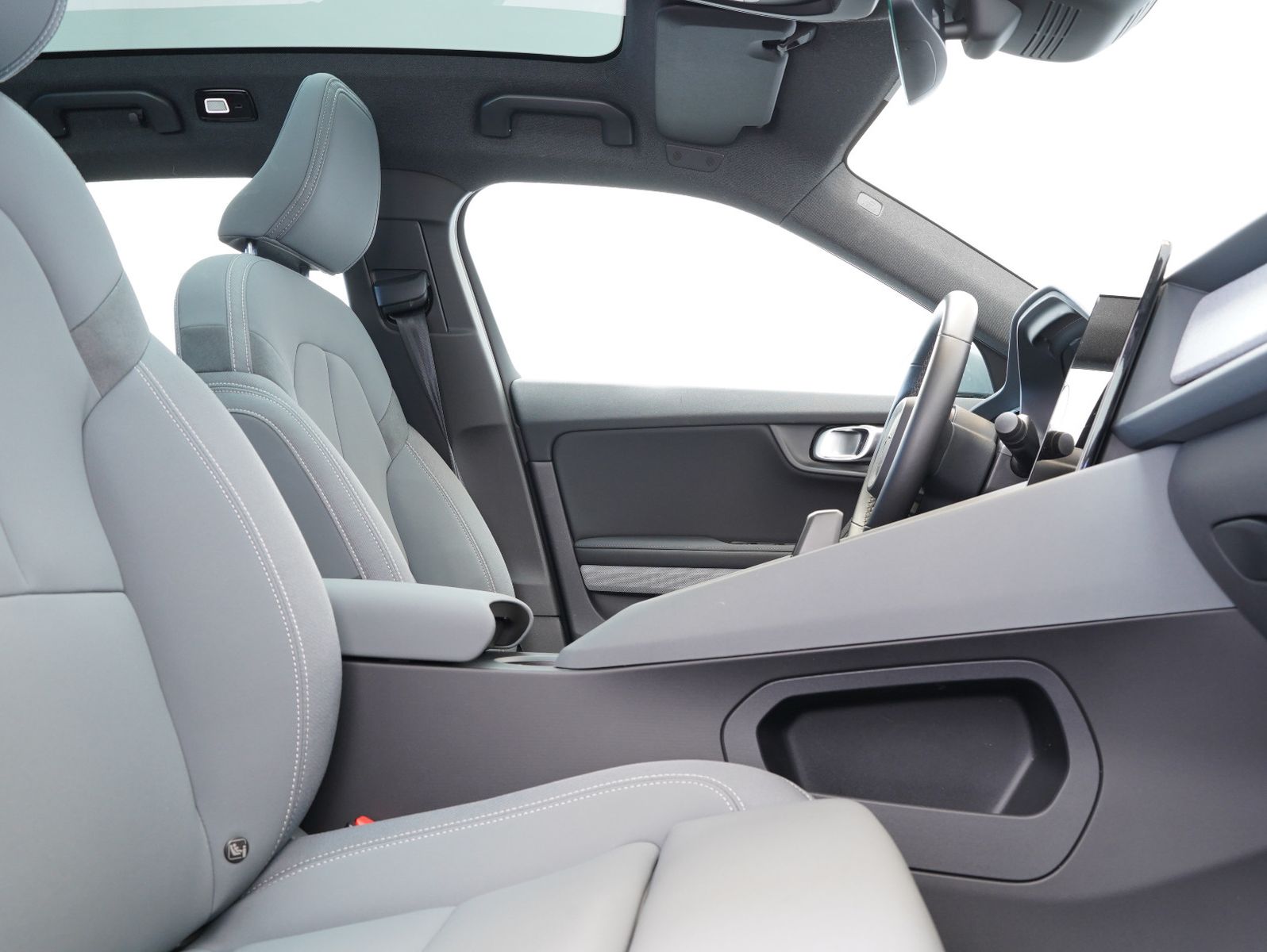 Fahrzeugabbildung Polestar 2 Long Range Dual Motor AWD 78kWh PILOT/PLUS/SOH