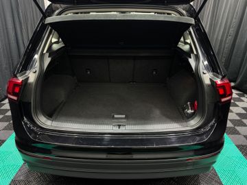 Volkswagen Tiguan - 9