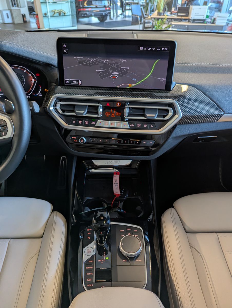 BMW X3 20d Xd M-Sport Pano StHz. H/K Laser AHK 21" - Image 20