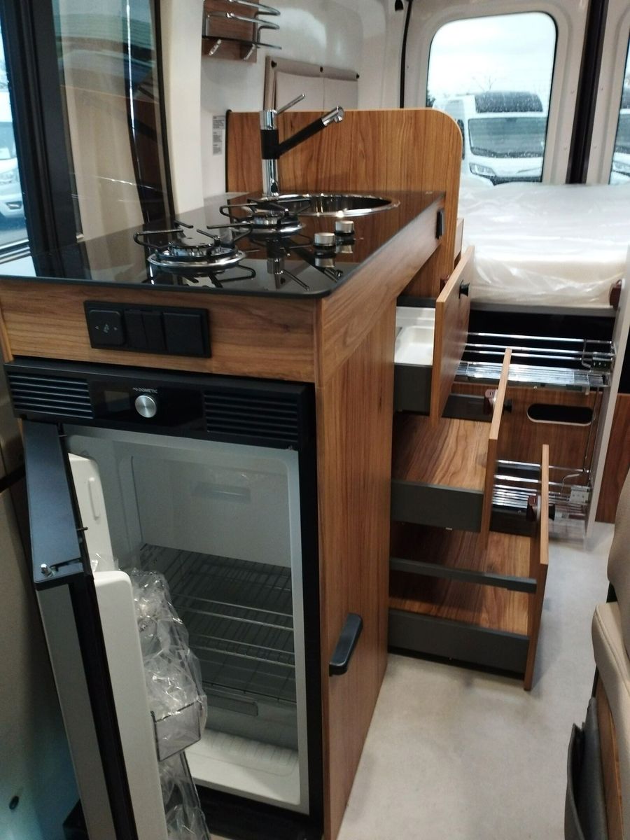 Fahrzeugabbildung Karmann Dexter 4x4 DE 560 AW Rückfahrkamera, Allrad TZ