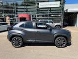 Toyota Yaris Cross 1,5l Teamplayer 4x4 Hybrid Safety +  - graue Toyota Yaris Cross