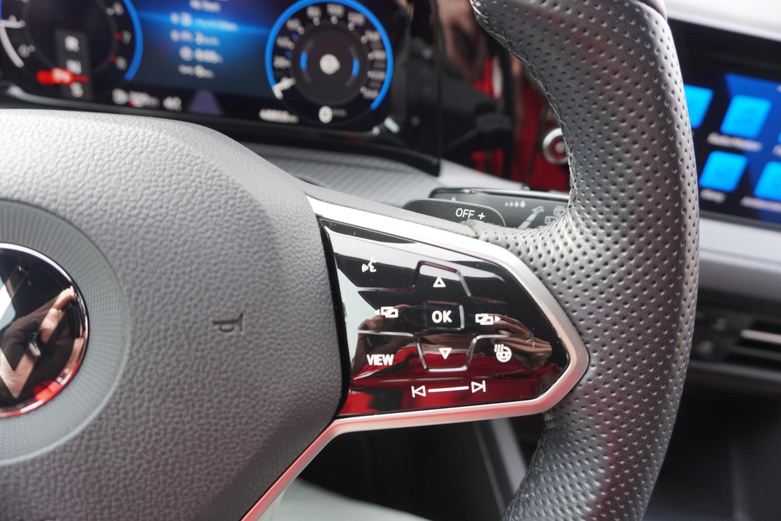 Volkswagen Golf VIII eTSI R-Line DSG App-Connect DAB LED, миниатюра 22