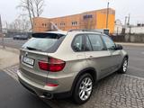 BMW X5 xDrive30d *AUTOMATIK*PDC*XENON* - BMW X5 aus 2011 mit Diesel-Antrieb