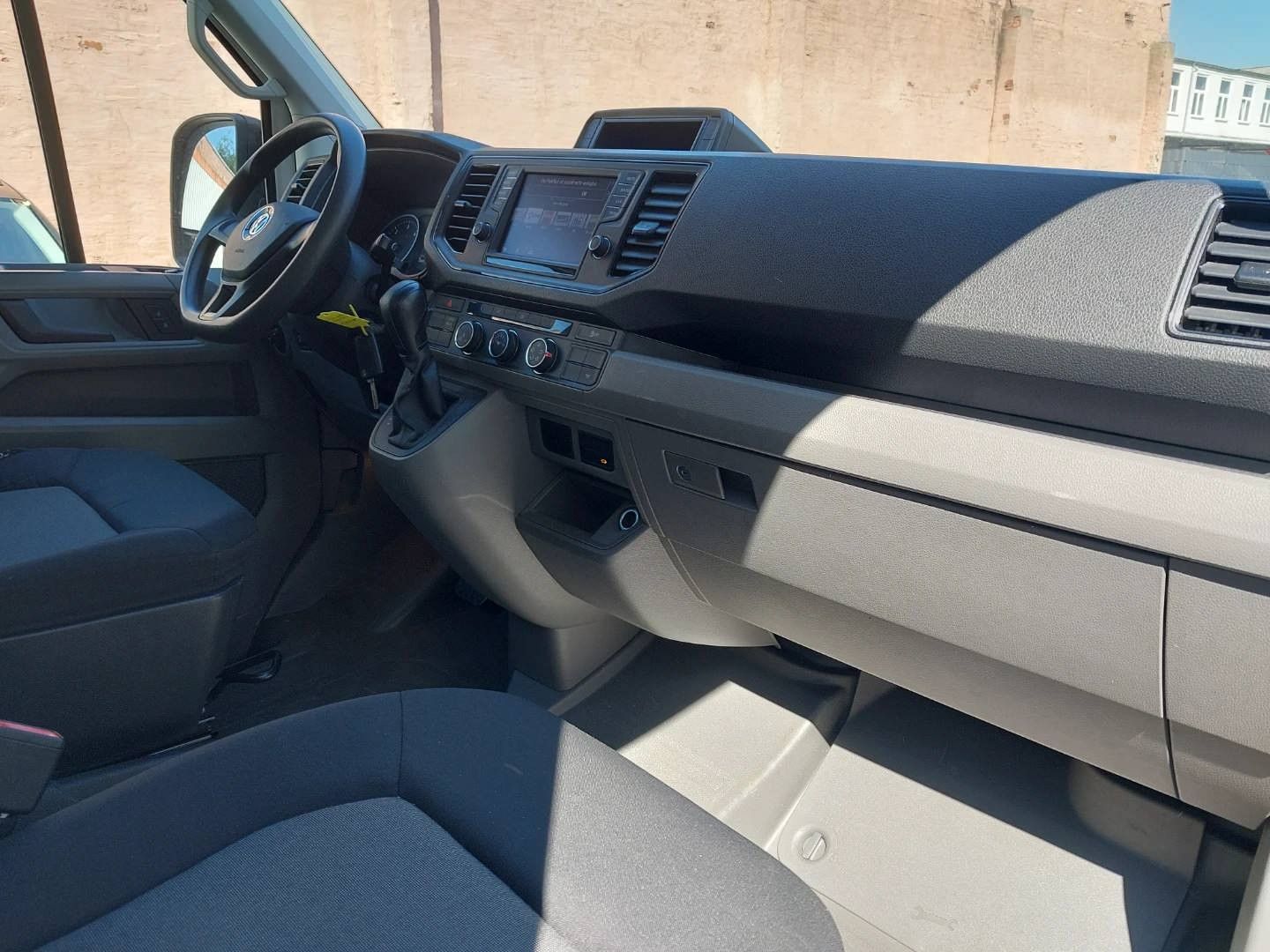 Fahrzeugabbildung Volkswagen Crafter Pritsche 50 lang RWD