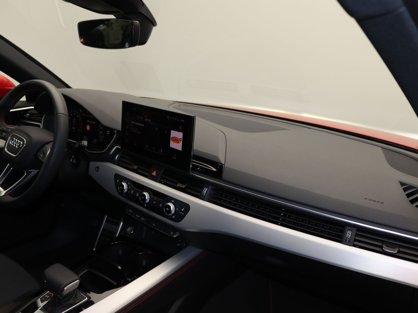 Audi A4 - Bild 9