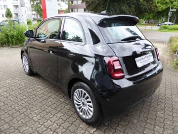 Fiat 500e Action