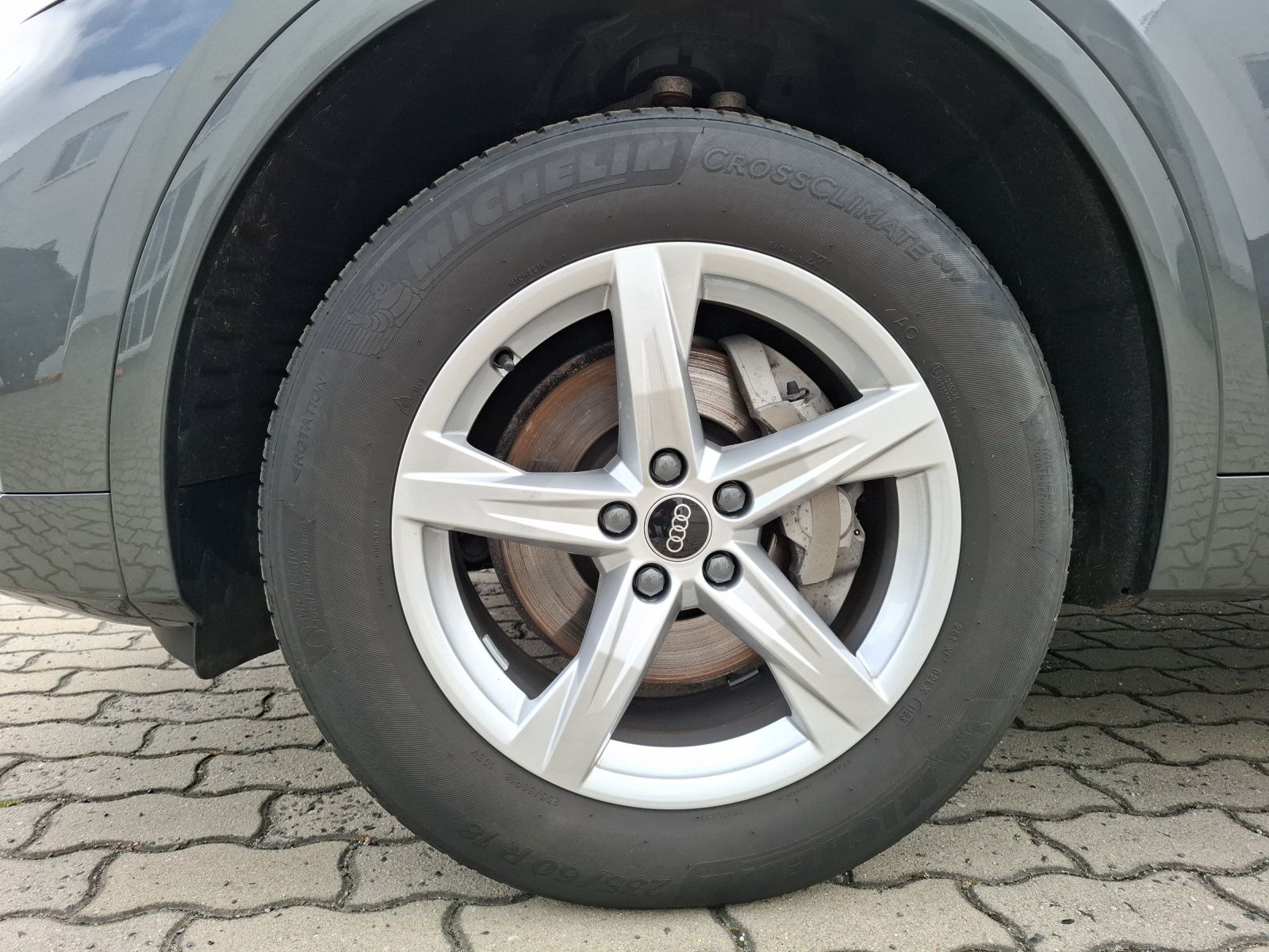 Fahrzeugabbildung Audi Q5 40 TDI Q S-line S-tronic LED AHK Navi GRA PDC