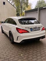 Mercedes-Benz CLA 45 AMG Shooting Brake Mercedes-AMG CLA 4... - Mercedes-Benz CLA 45 AMG Shooting Brake in Duisburg