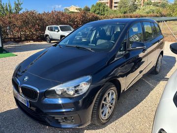 BMW 218 - 2