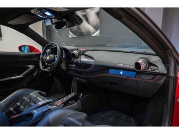 صورة مصغرة 14 لـ 2020 Ferrari F8
