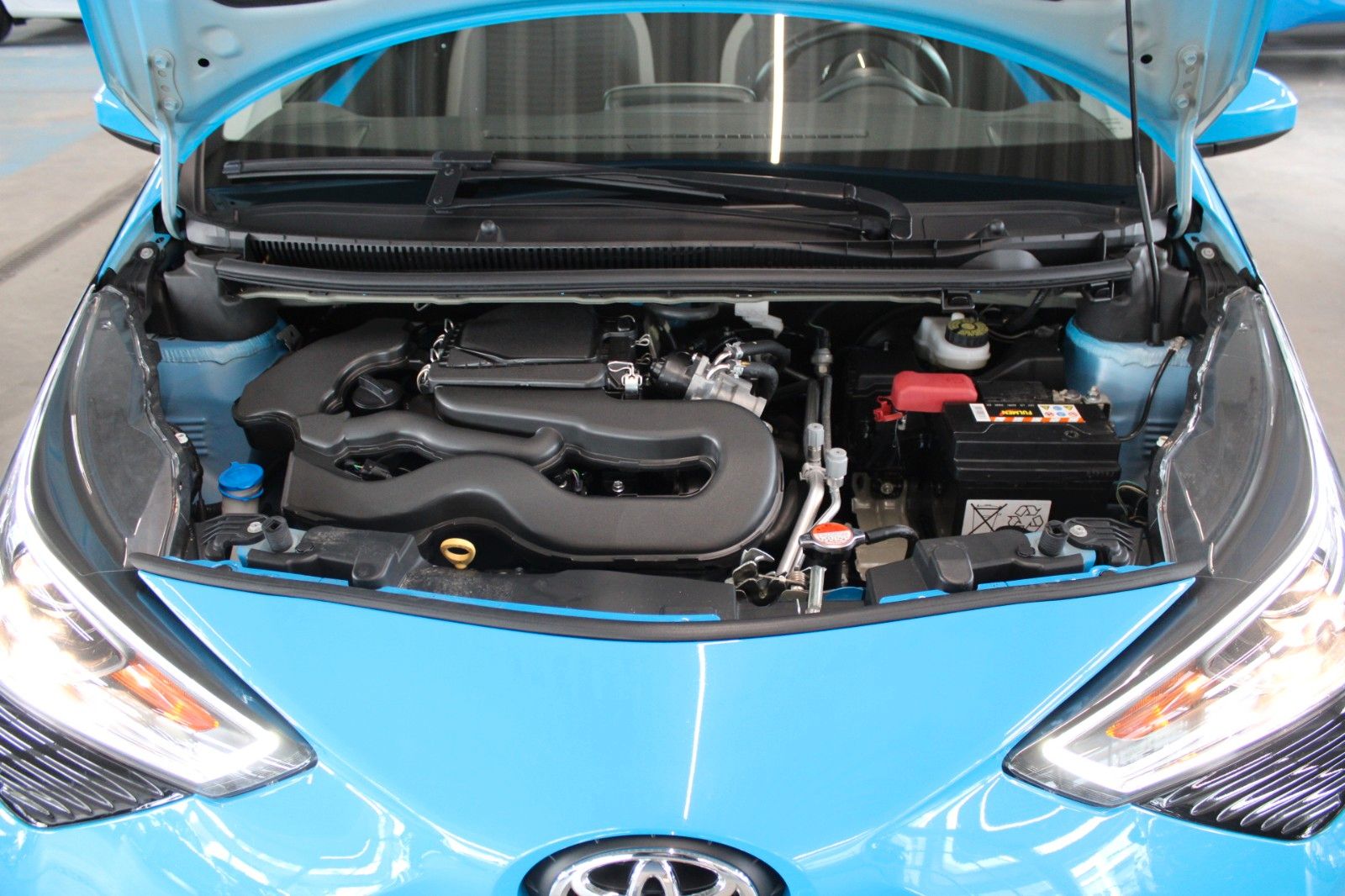 Fahrzeugabbildung Toyota Aygo x-sky 5trg Automatik Klima Faltdach Kamera