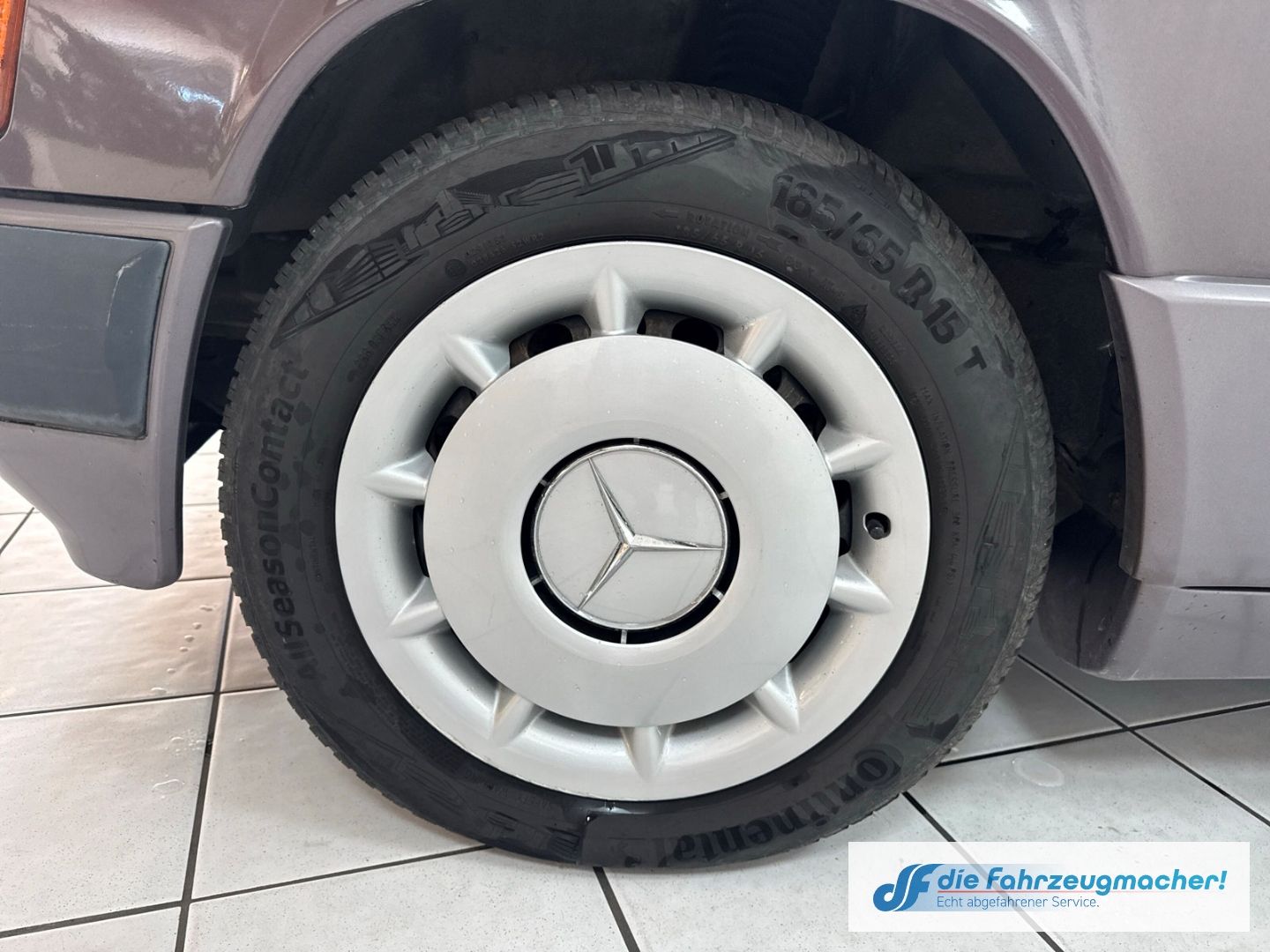 Fahrzeugabbildung Mercedes-Benz 190 Oldtimer Memory Sitze e-Sitze Klima el.SP eF