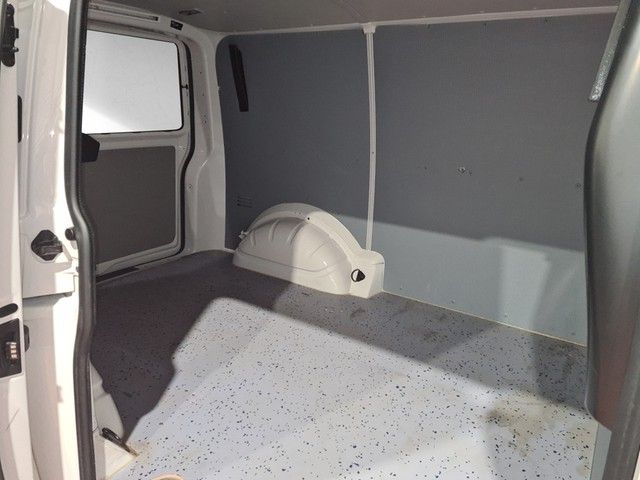 Fahrzeugabbildung Volkswagen T6 Transporter TDI Kasten Klima GRA PDC SH