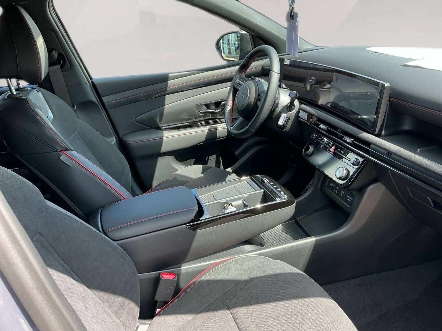 Fahrzeugabbildung Hyundai TUCSON (MY27) 1.6 T-GDI (150 PS) 7-DCT N Line