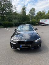 BMW 320i Touring F31 