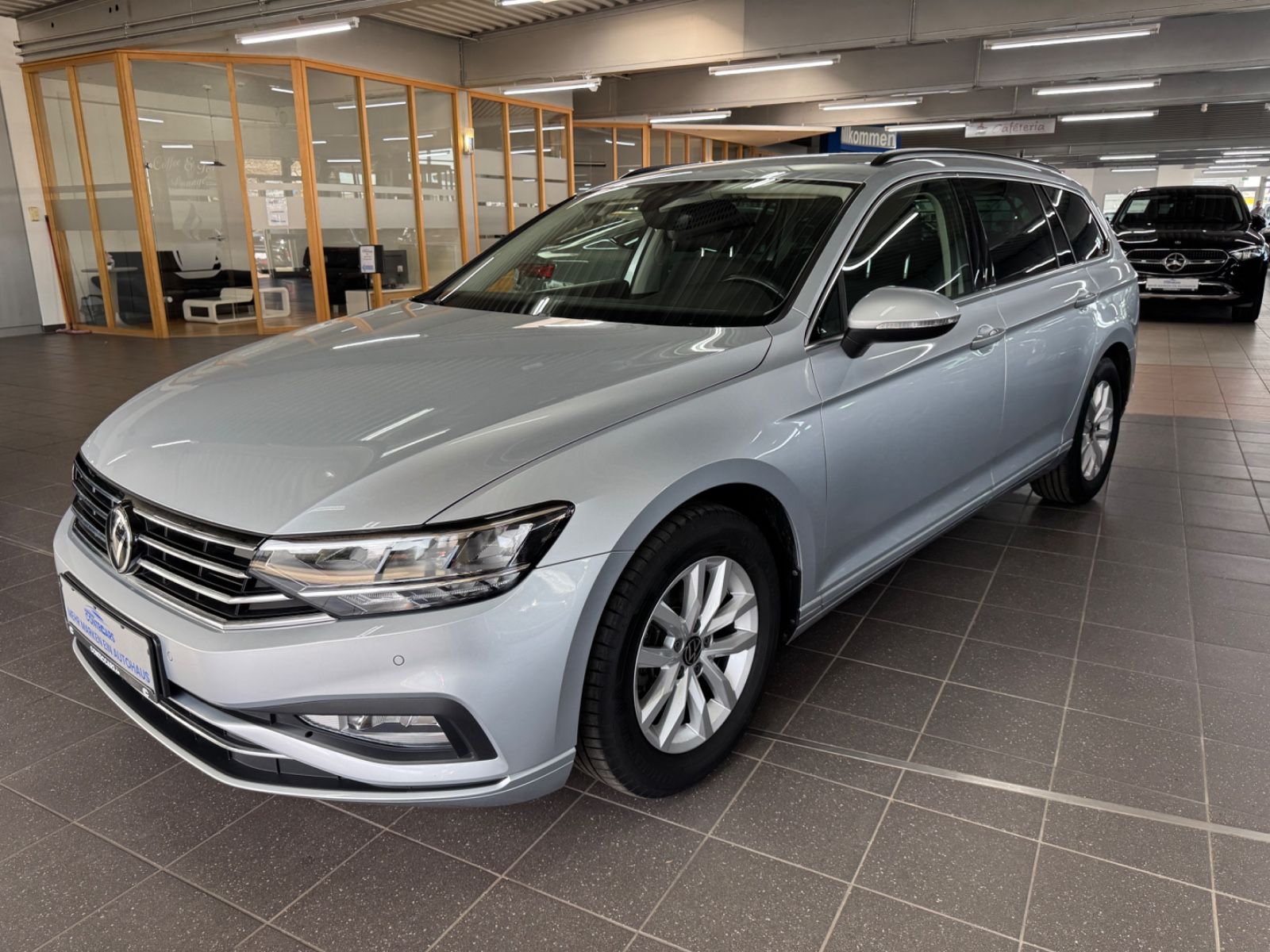 Volkswagen Passat 2.0 TDI Var. Business Standheizung-Ergo foto 5