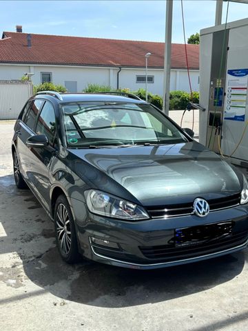 VW Golf 1.6 TDI BMT ALLSTAR Variant ALLSTAR