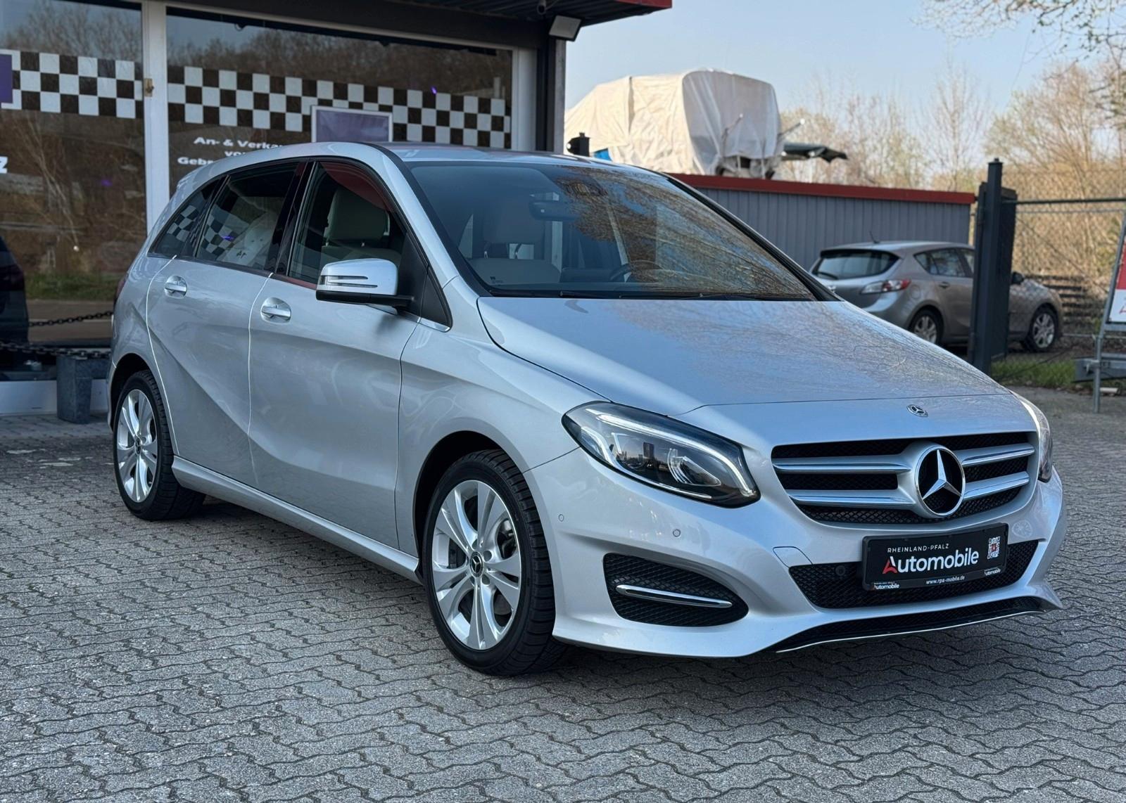 Mercedes-Benz B 220/Allrad/Automatik/Scheckheft/Sitzhzg/Led