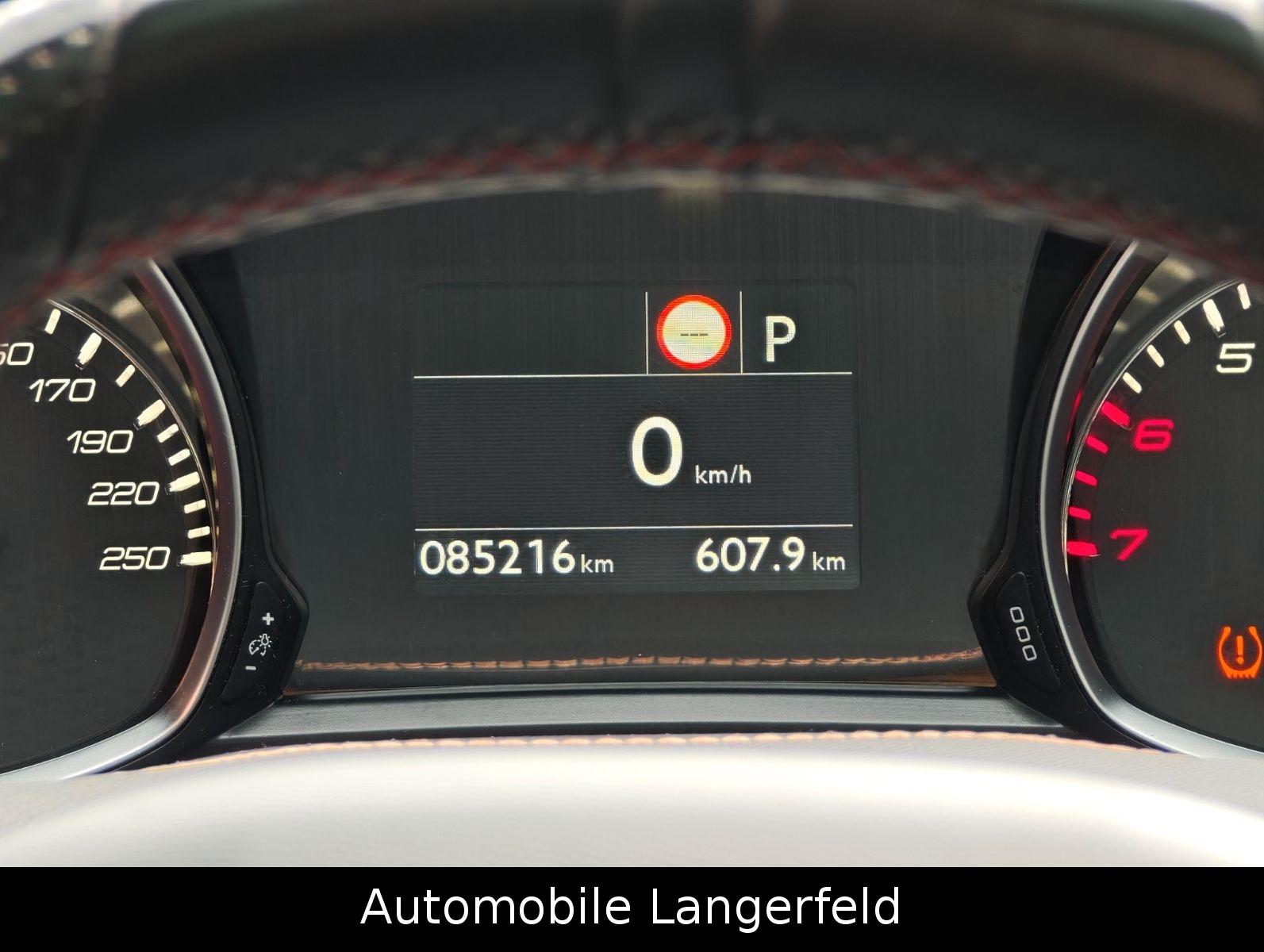 Peugeot 308 GT NAVI LED PANO SHZ