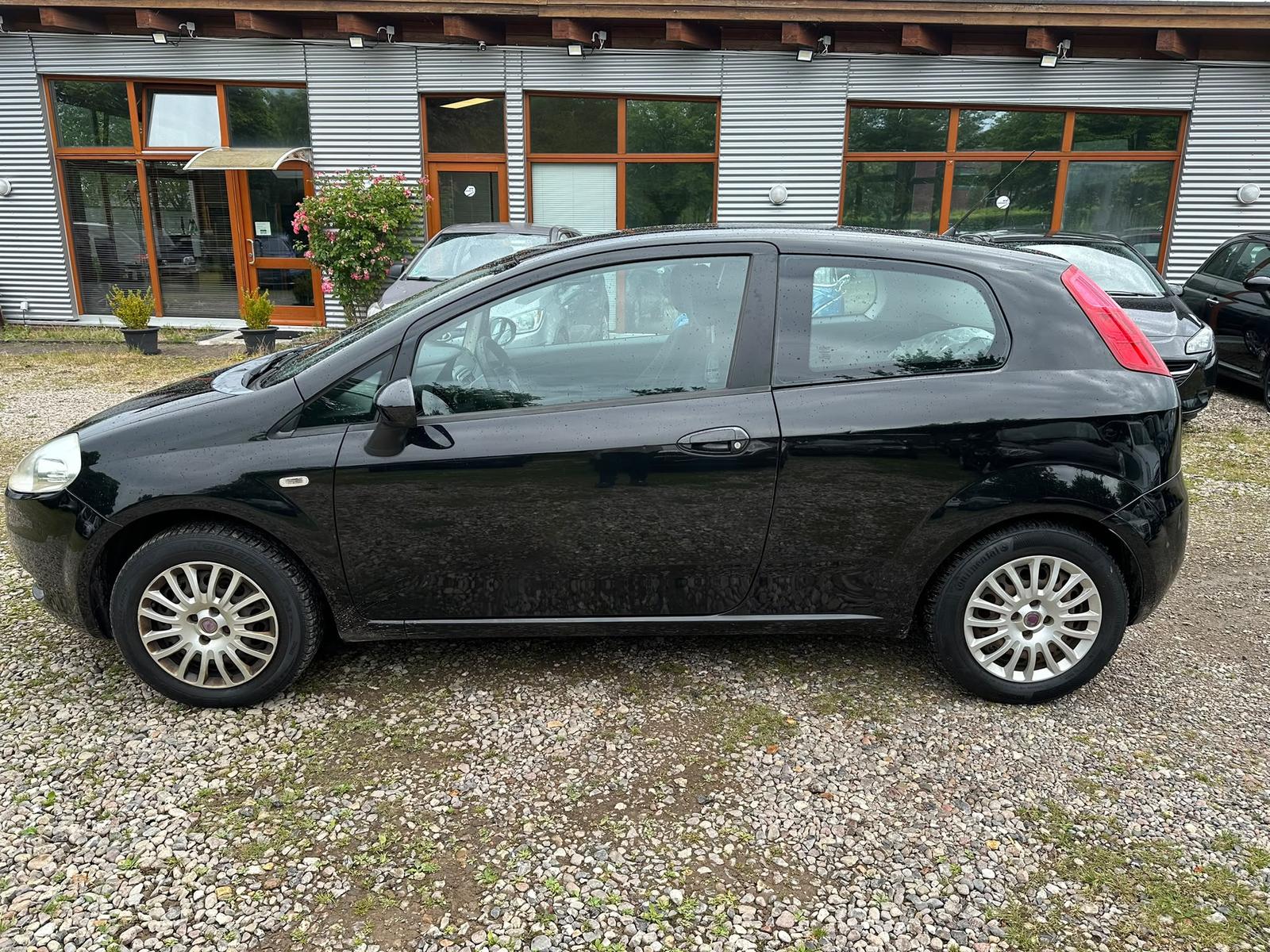 Fiat Grande Punto 1.4 8V Dynamic HU/AU Neu