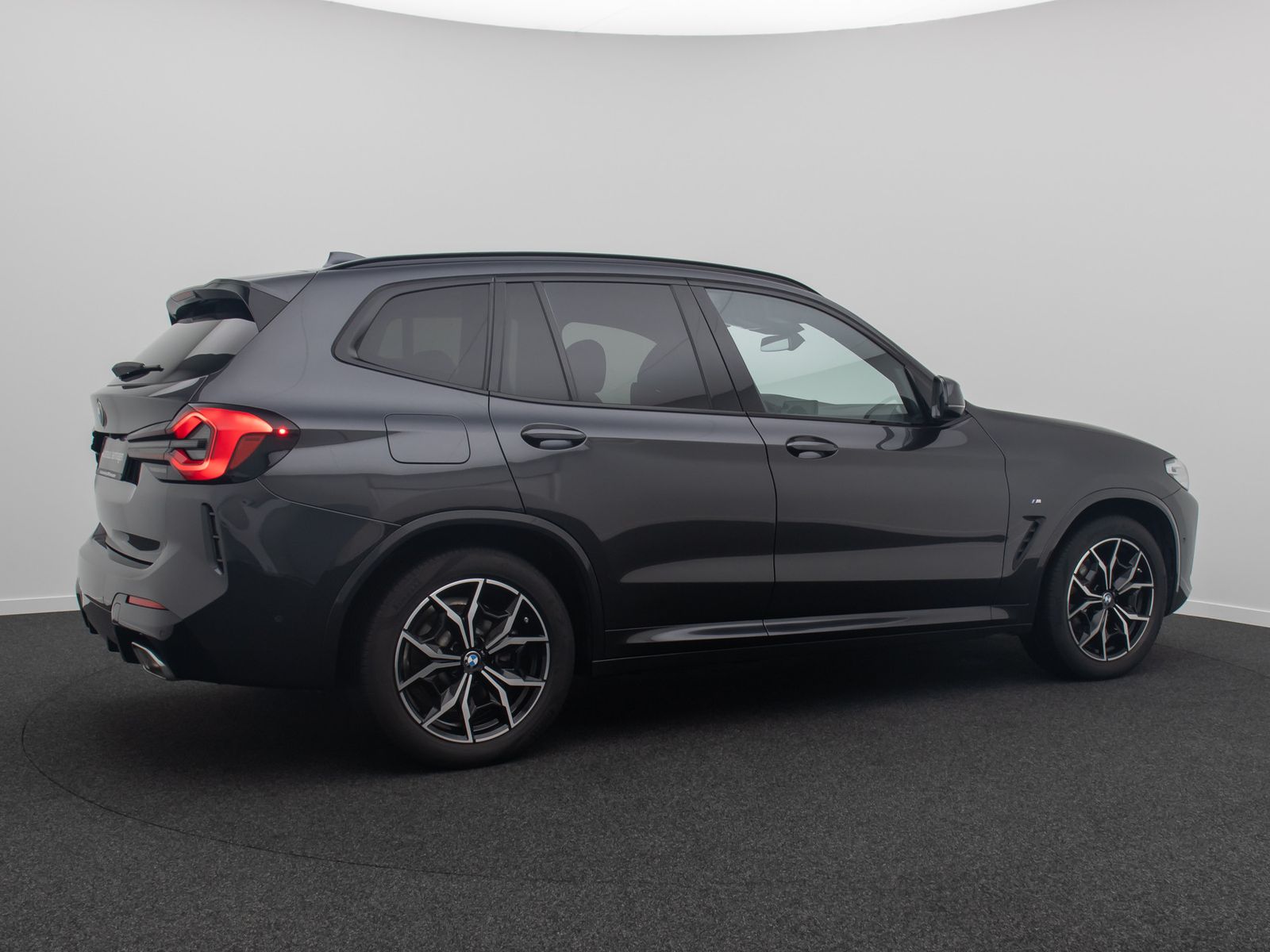 Fahrzeugabbildung BMW X3 xD20d M Sport Kamera DriveAs DAB Panorama 19"