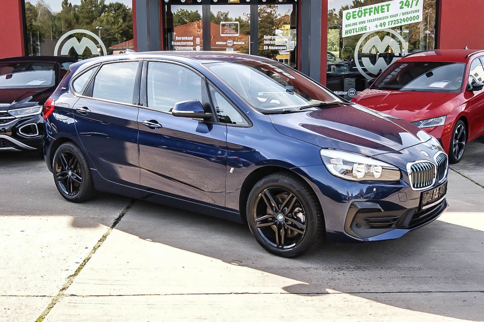 Fahrzeugabbildung BMW 225 xe Active Tourer Aut ADVANTAGE PDC SHZG NAVI