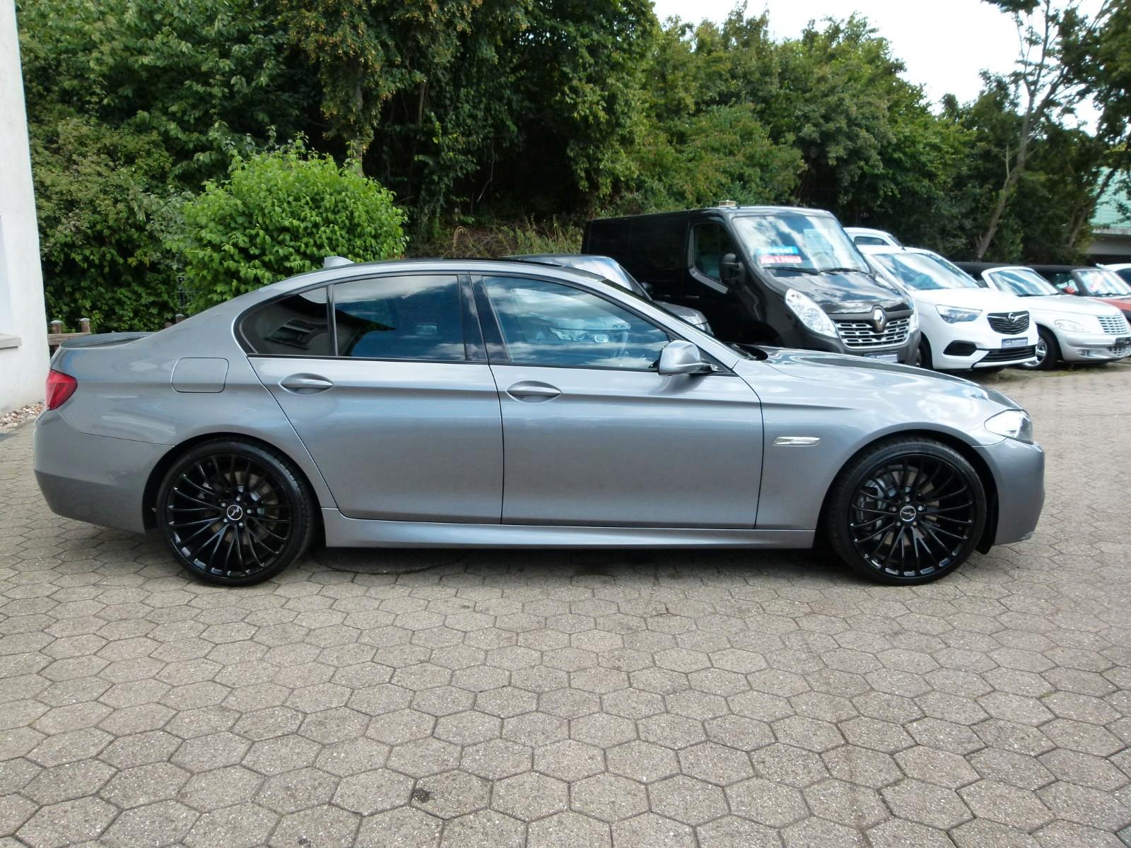BMW 530d Automatik*M-Paket*HeadUp*Leder*Navi*Xenon*