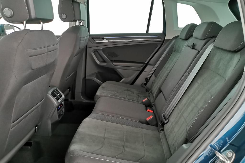 Volkswagen Tiguan Elegance 1.4TSI eHybrid 180kW AHK*PDC*RFK