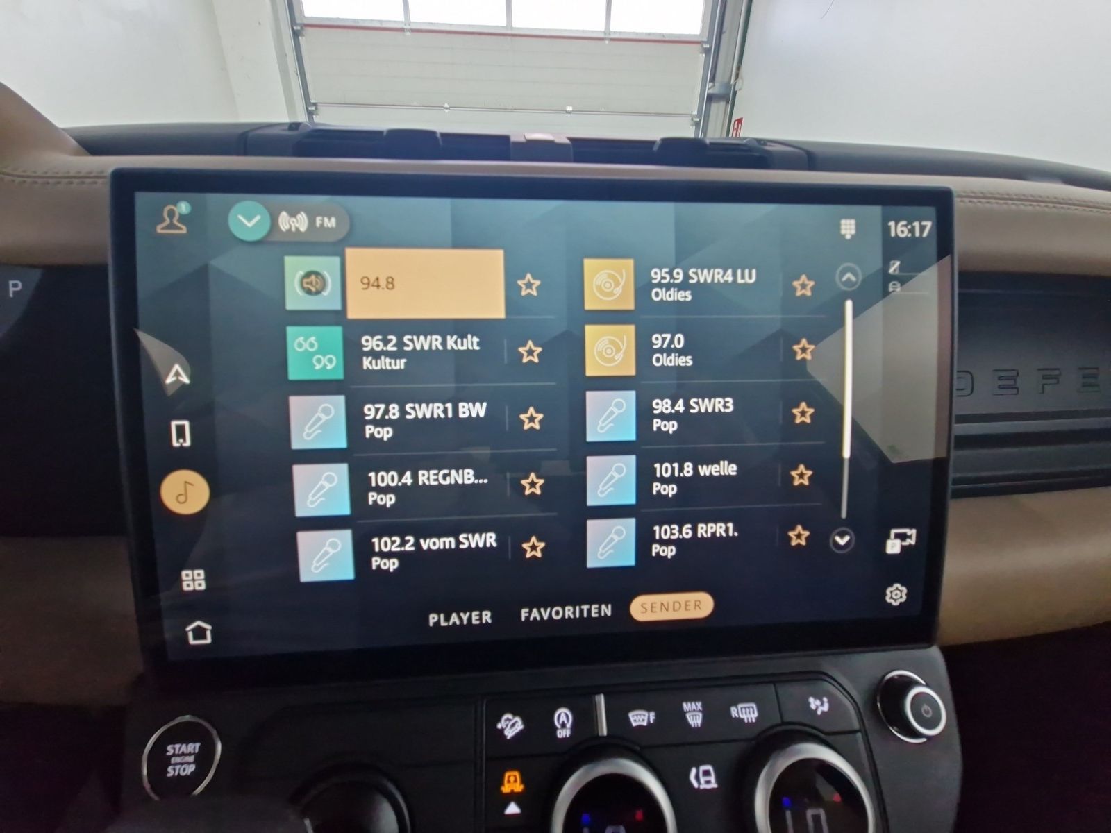LAND ROVER Defender 90 D350 X-Dynamic SE AHK Matrix 22-Zoll – Bild 17