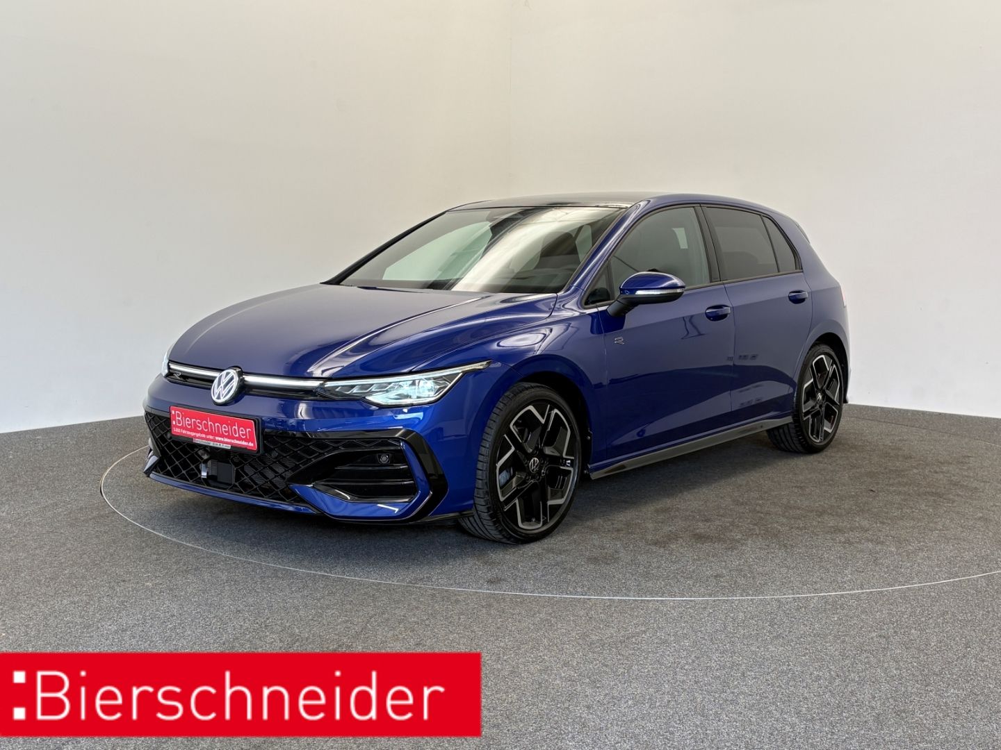 Volkswagen Golf 8 2.0 TDI DSG R-Line IQ-LIGHT DIGITAL COCKP foto 1
