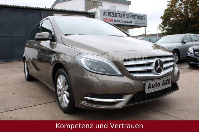 Mercedes-Benz B 180/AUTOMATIK/KAMERA/AHK/SITZHEIZUNG/TEMPOMAT