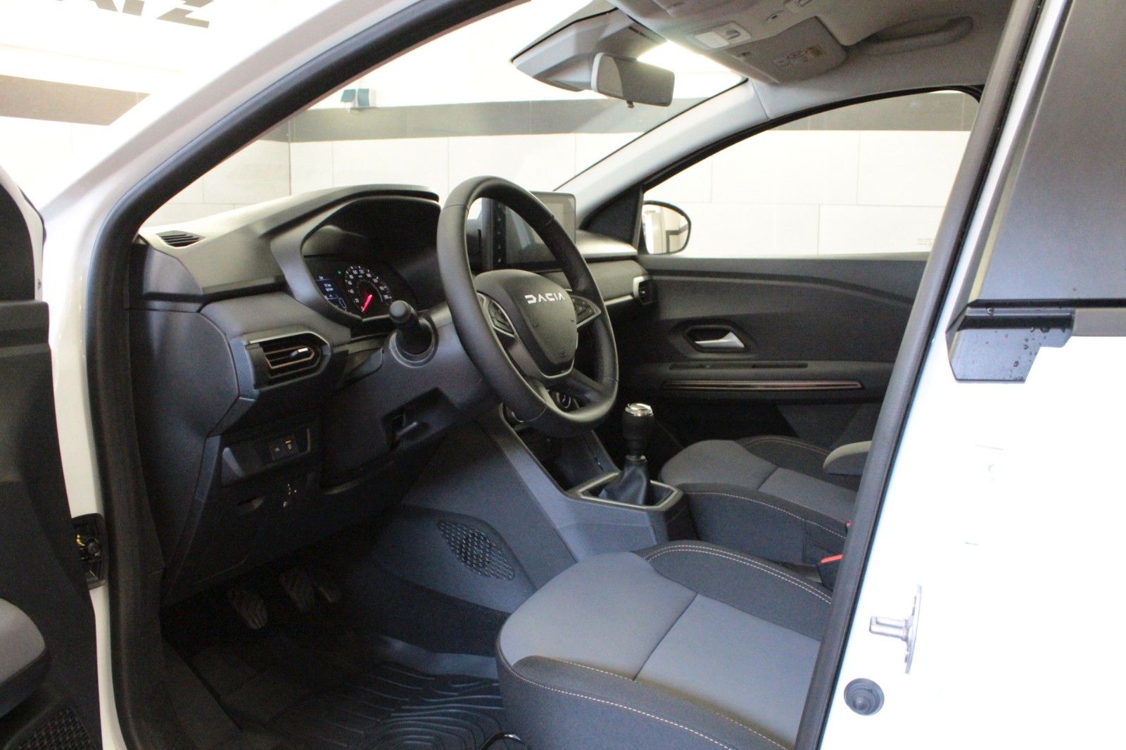 Fahrzeugabbildung Dacia Sandero Eco-G 100 Stepway Extreme+