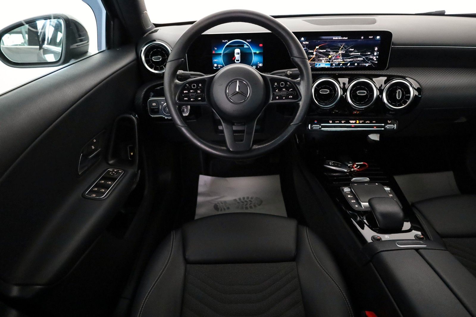 Fahrzeugabbildung Mercedes-Benz A 180 d Style Lim.T.Leder,Navi,LED,SH,Kamera