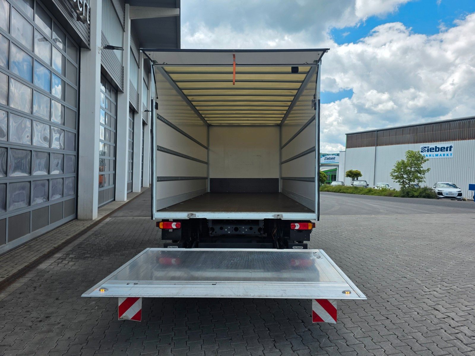 Fahrzeugabbildung Iveco Eurocargo ML75E16 LBW 1.000kg