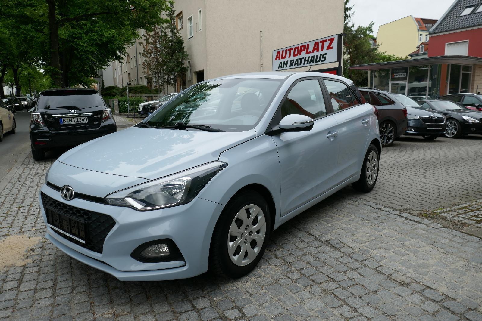 Hyundai i20 Select aus 1. Hand