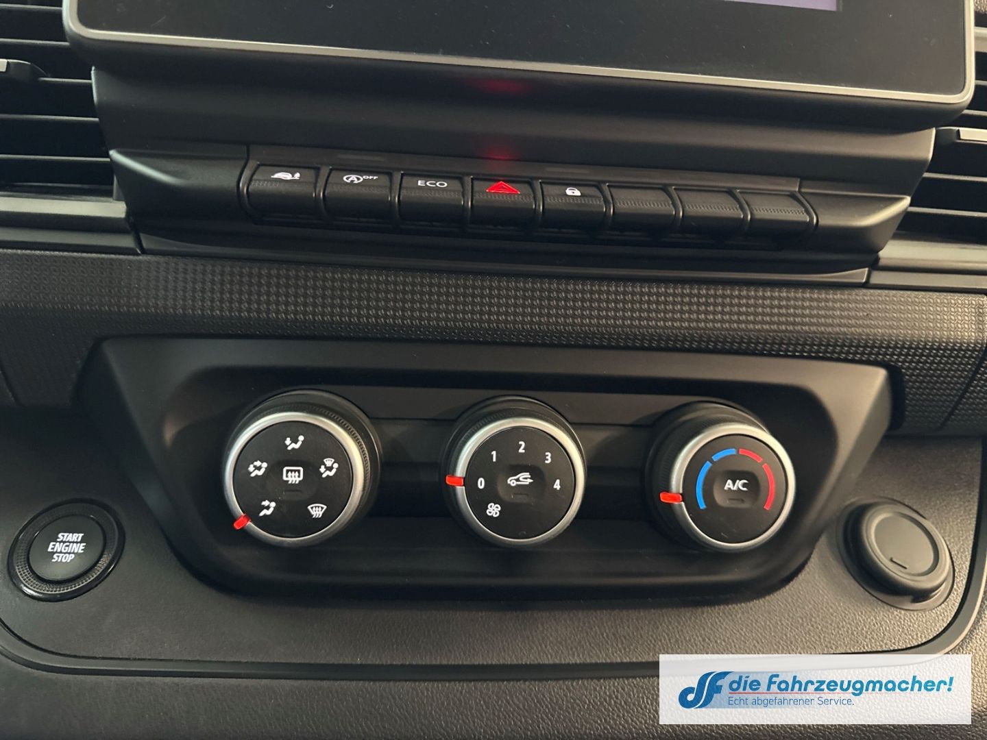 Fahrzeugabbildung Renault Trafic Kasten L1H1 3,0t Komfort LED SHZ Totwinke