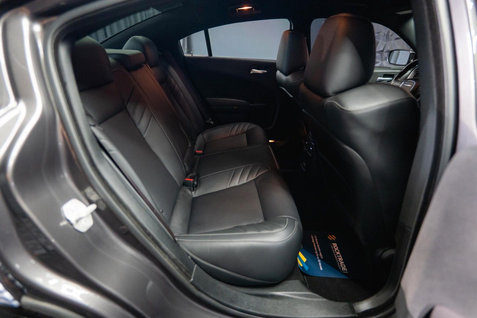 Fahrzeugabbildung Dodge Charger 5.7 V8 HEMI R/T KONG Night Performance