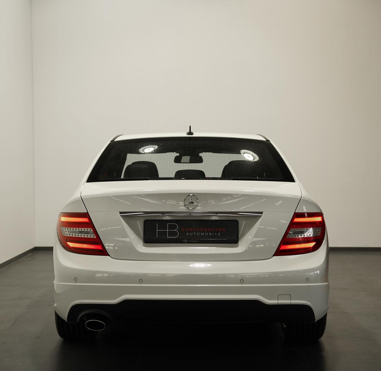 MERCEDES-BENZ CLASSE C 200 CGI 184ch BVA AMG LINE - BI-XÉNON - GPS COMAND - CUIR - SIÈGES CHAUFFANTS - CLIM 3 ZONES