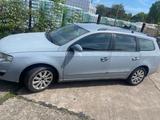 Volkswagen Passat 2.0 FSI zu verkaufen  - Volkswagen Passat aus 2006: Kombi