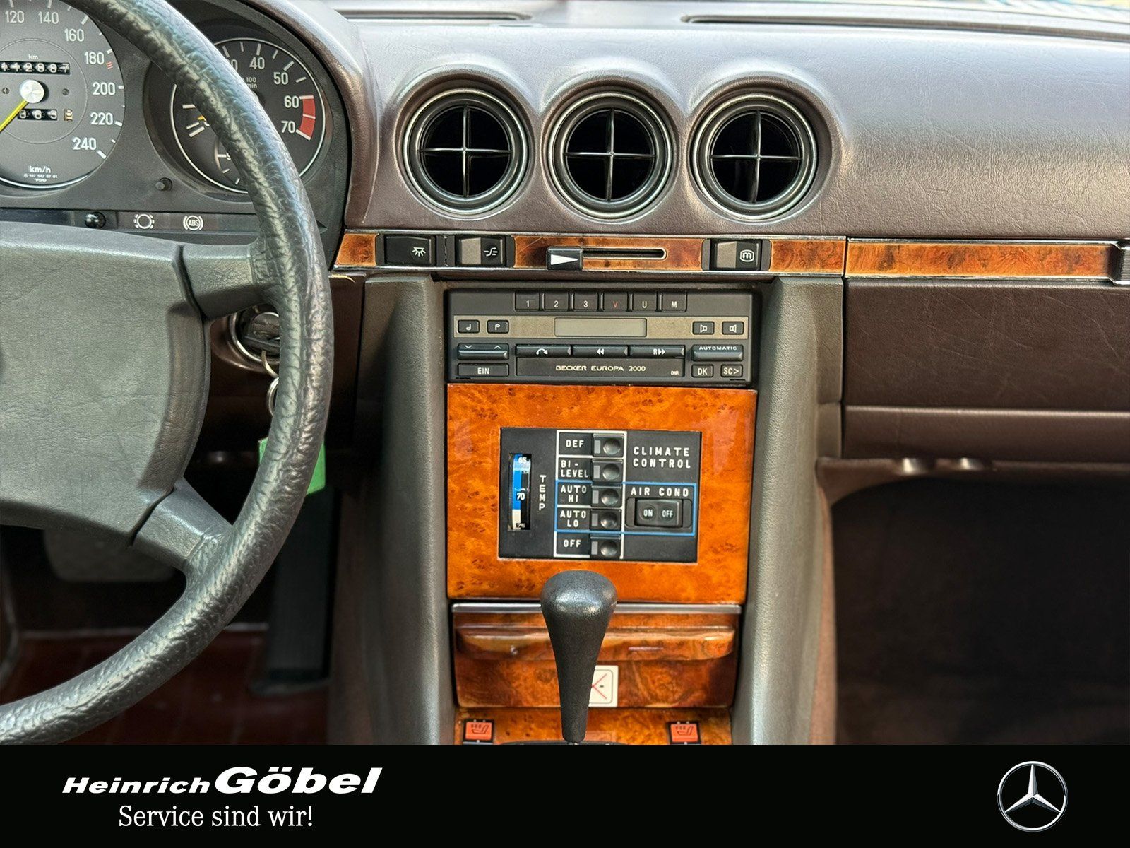 Fahrzeugabbildung Mercedes-Benz 500 SLC *GARANTIE*KLIMAAUTOMATIK*ELEK.SCHIEBEDAC