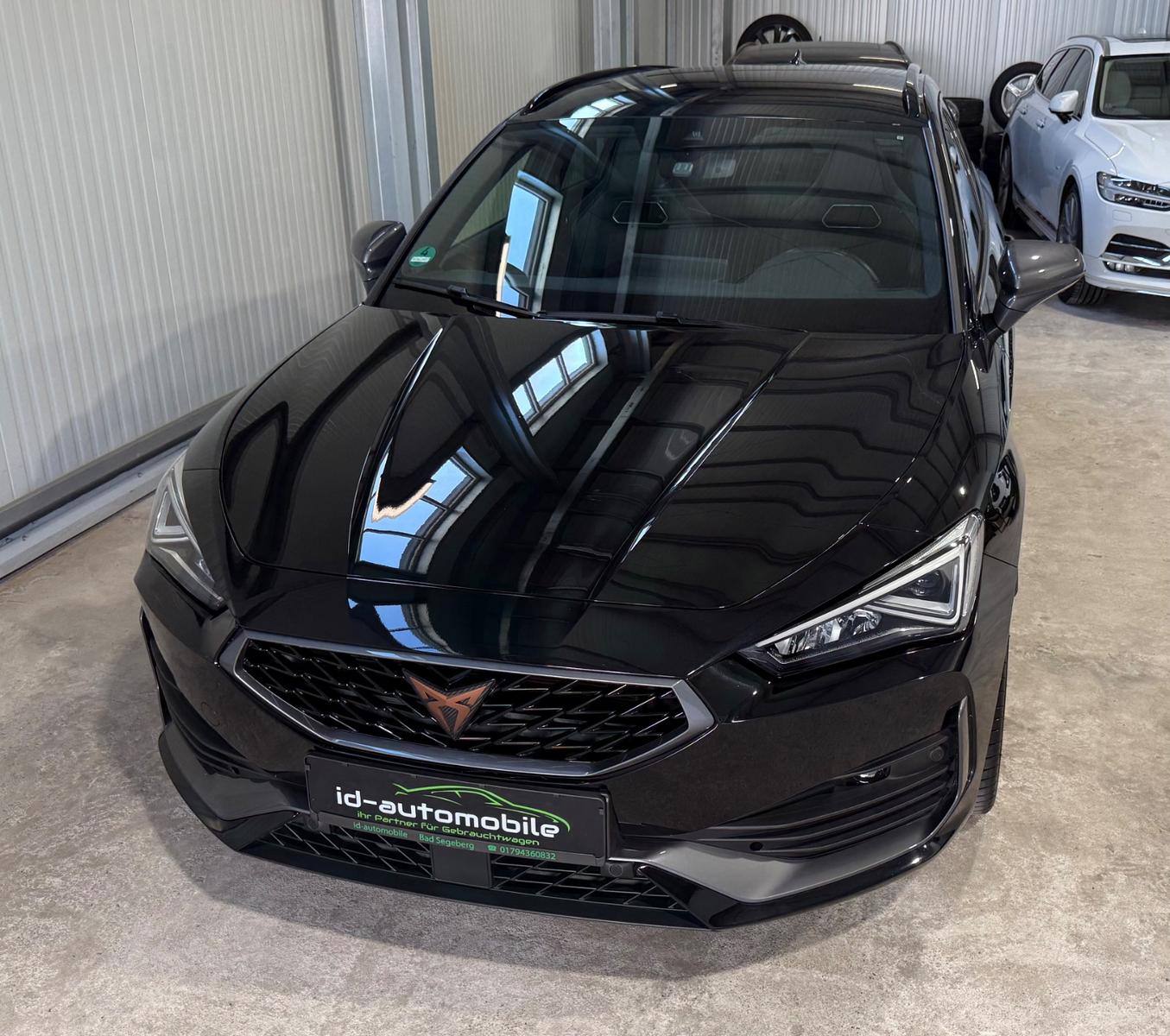 Cupra Leon Sportstourer VZ 4Drive, ACC, LED, 1 Hand