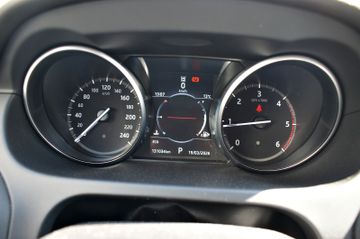 Land-Rover Discovery - 12